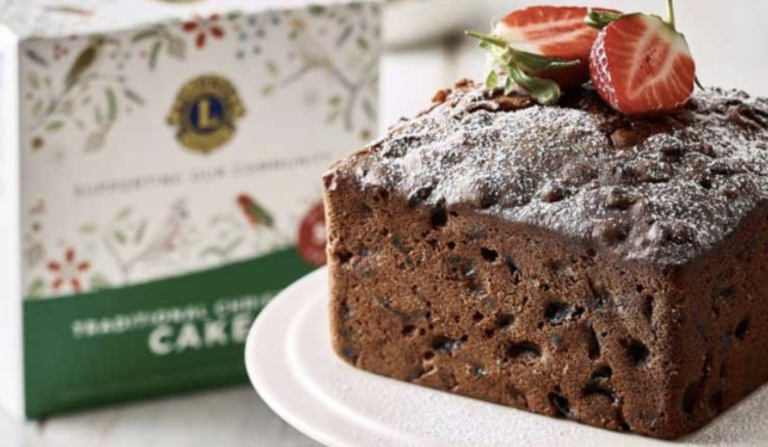 Lions Christmas cake