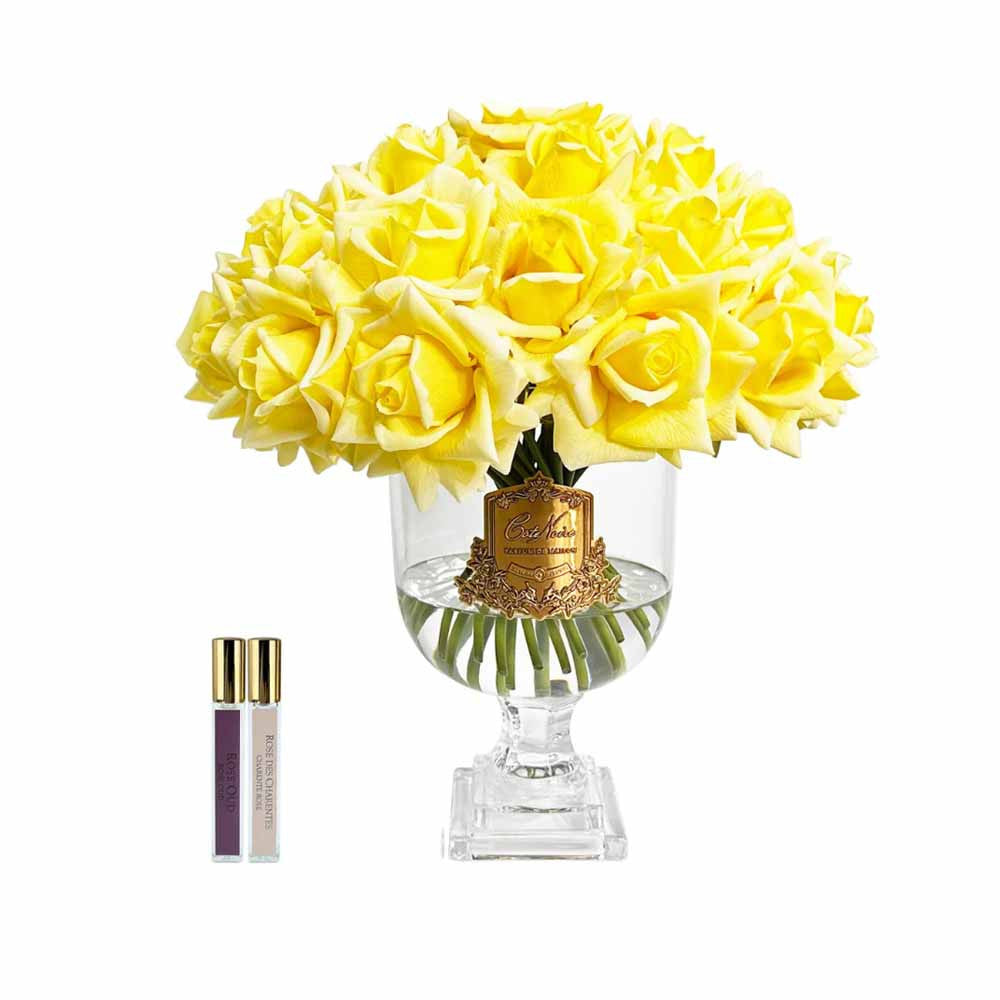 Luxury Versallies Rose Bouquet Yellow Gold Badge