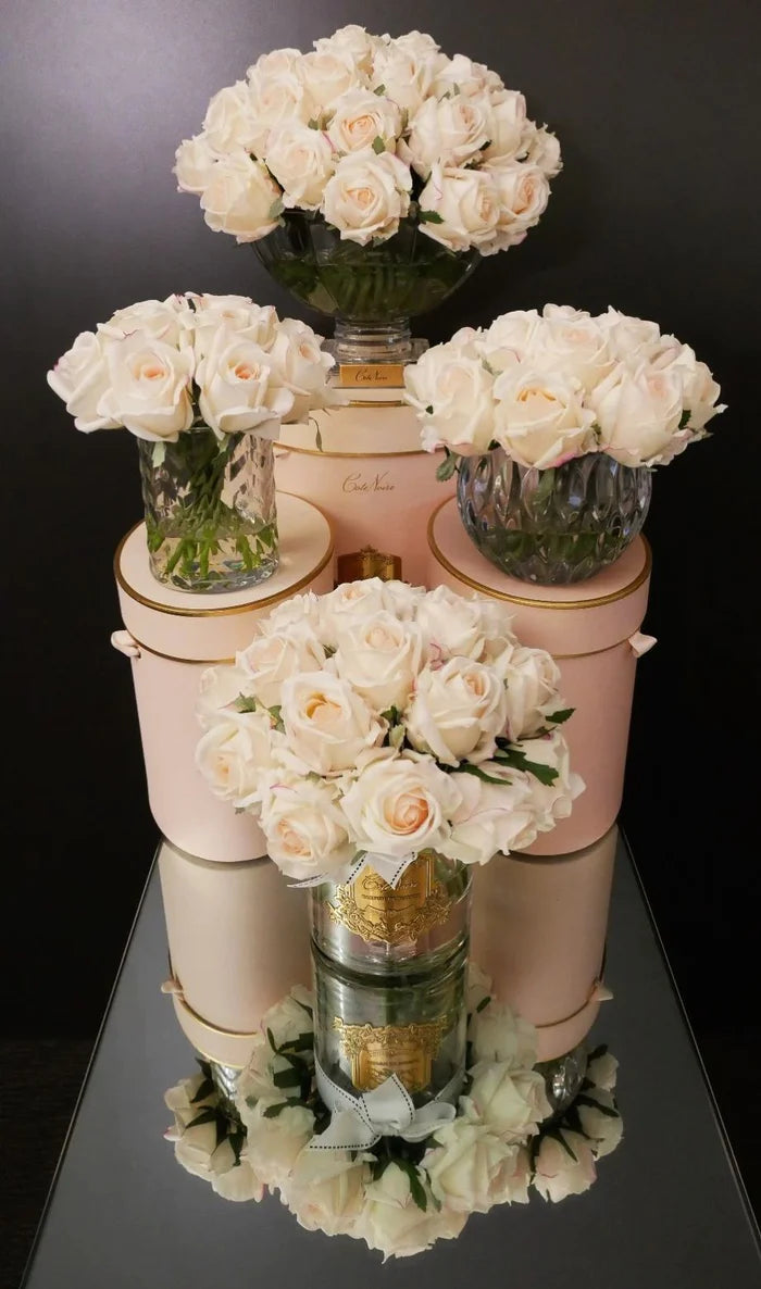 Cote Noire - Luxury Round 13 Rose Buds Bouquet in Blush